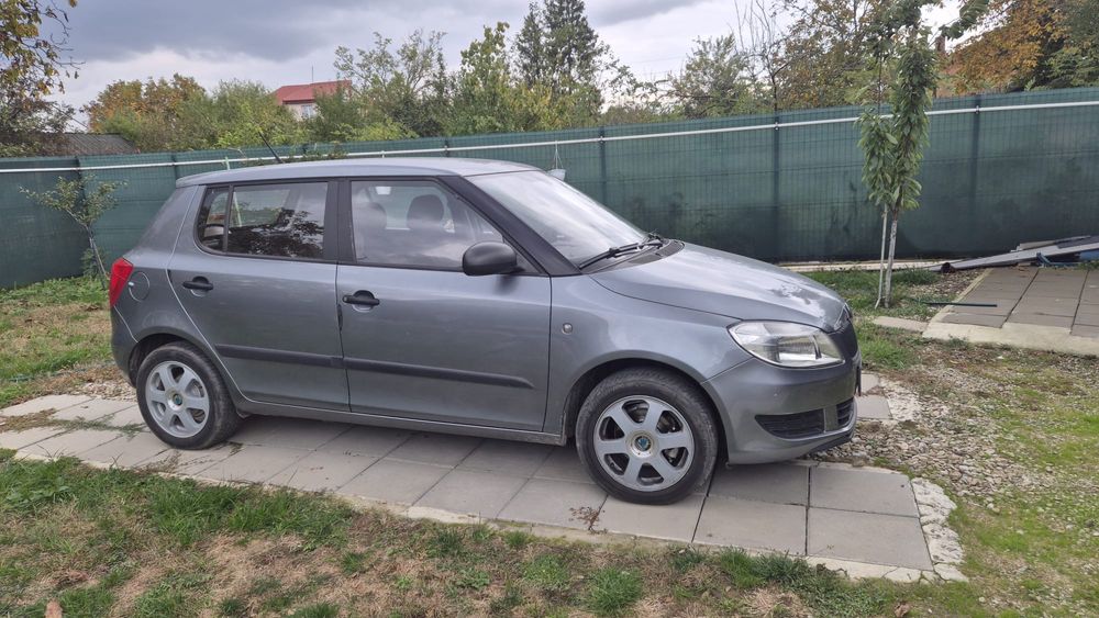 Skoda fabia 1.2 2012