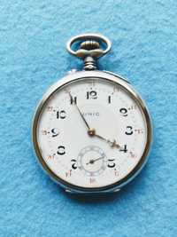 Френски джобен часовник UNIC каса сребро Ag0.900