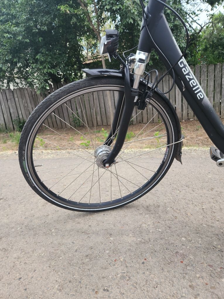 Bicicleta electrica gazele hibrid