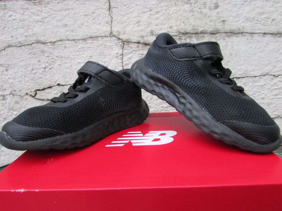 Детски маратонки New Balance 520 V8