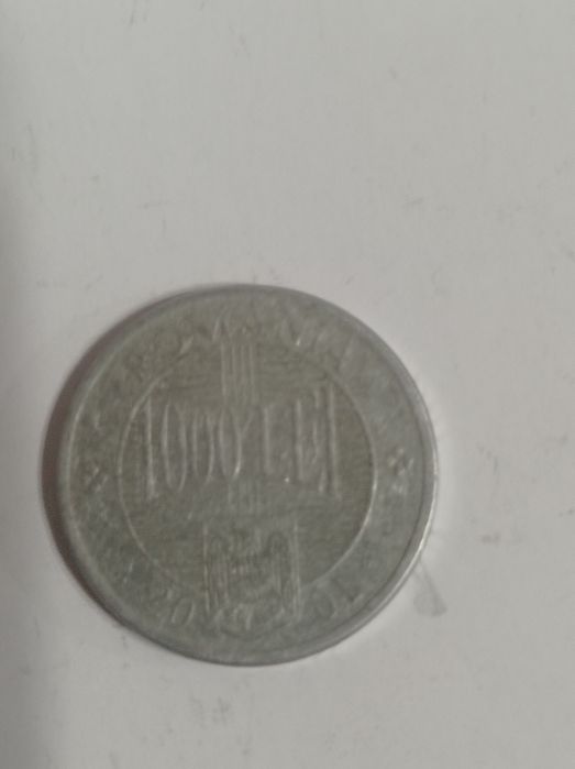 Monedă veche 1000 lei din 2001