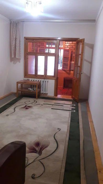 СРОЧНО продаю 1в2-х комнатную квартиру Сергели 5