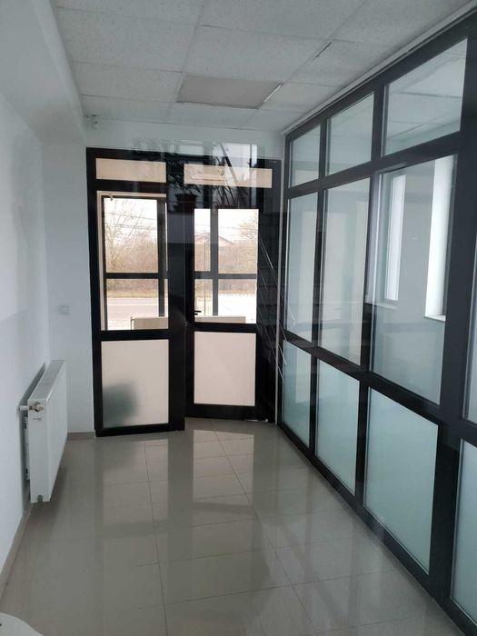 Spatiu birou 2 camere