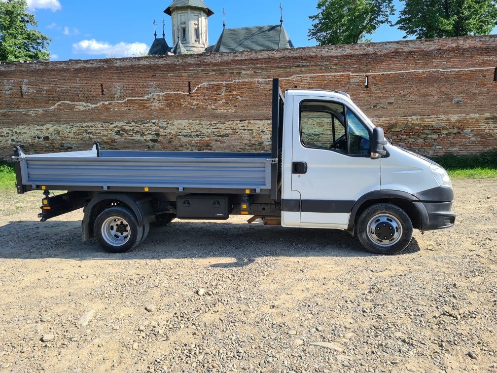 Iveco Daily 2014 35C13