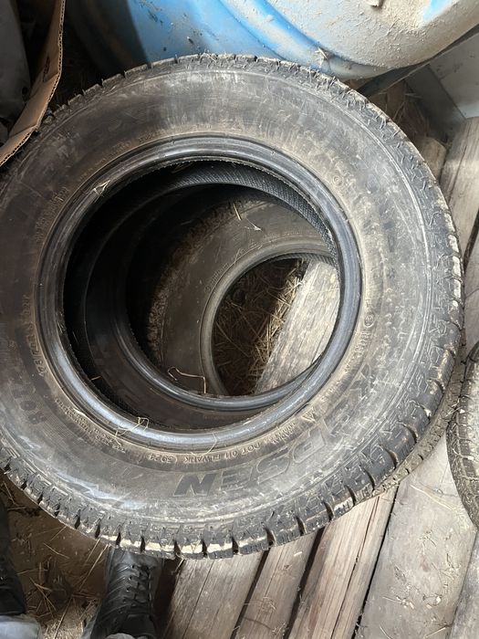 Продам шины срочна  R13