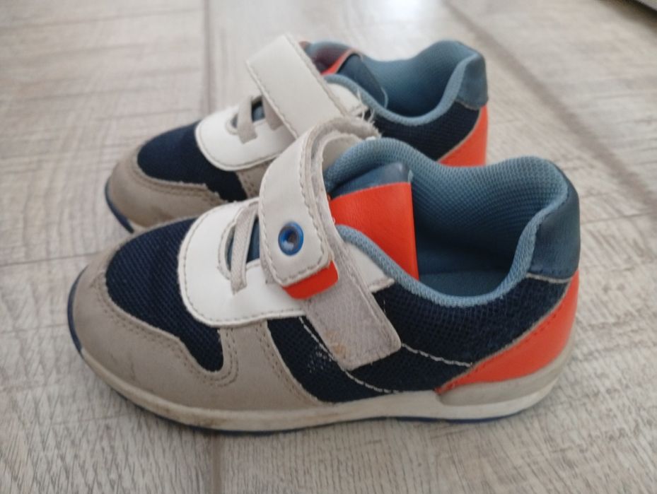 Pantofi cu scai unisex; marimea 23