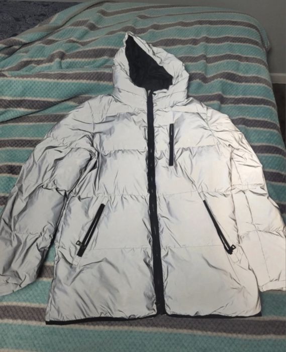 Geaca de exterior Guess