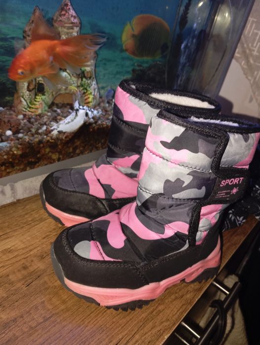 Продам сапожки 27-28 размер