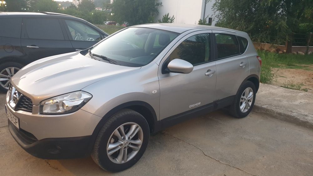 Vând Nissan Qashqai
