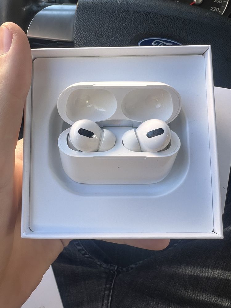 Vand airpods pro stare excelenta