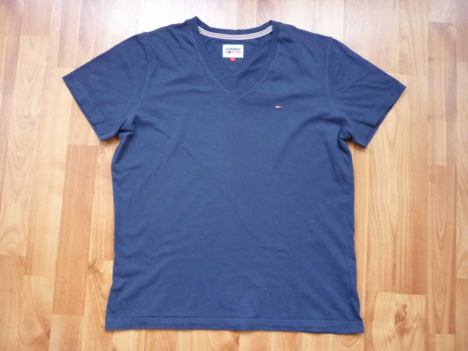 Tricouri Tommy L