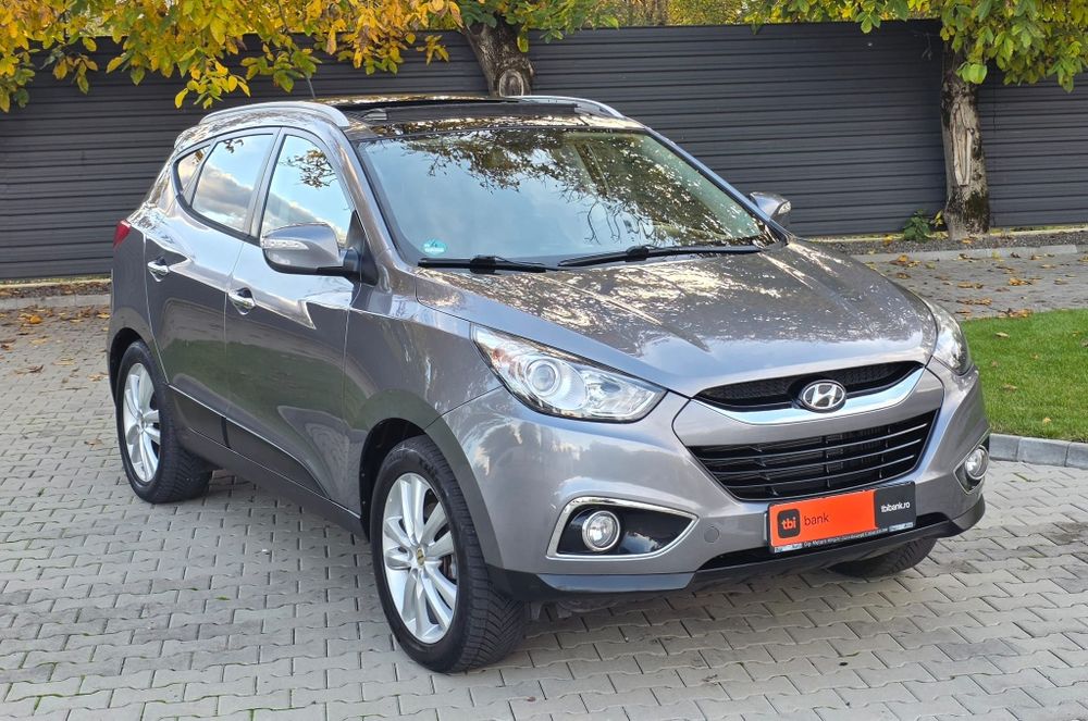 Hyundai ix-35/4x4/trapa/navi/rate/garanție