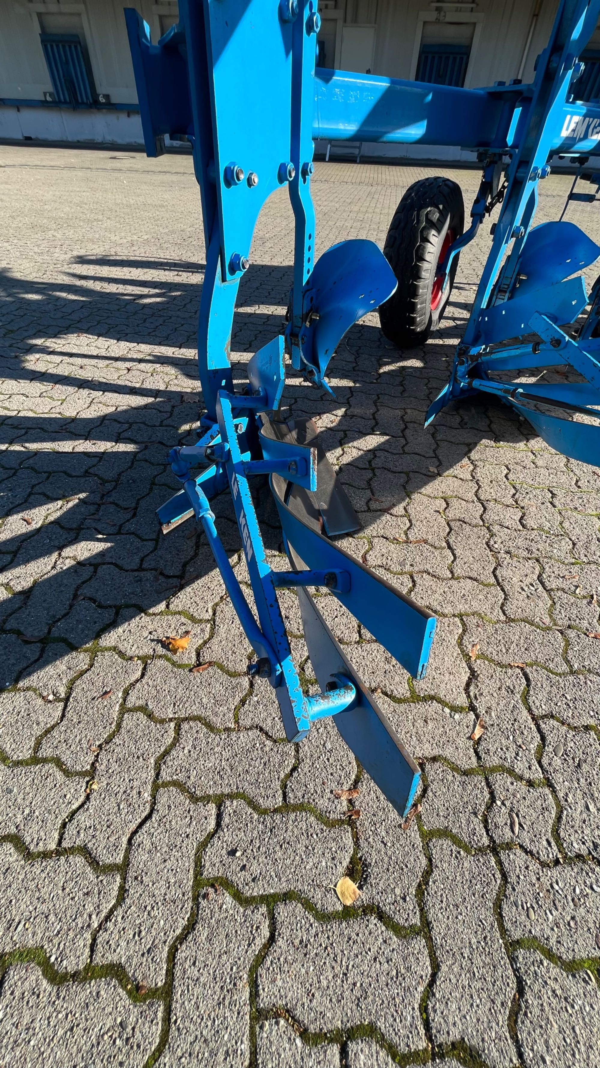 Lemken EurOpal 7 , Omoch Plug Arion, Case, Belarus tortadi