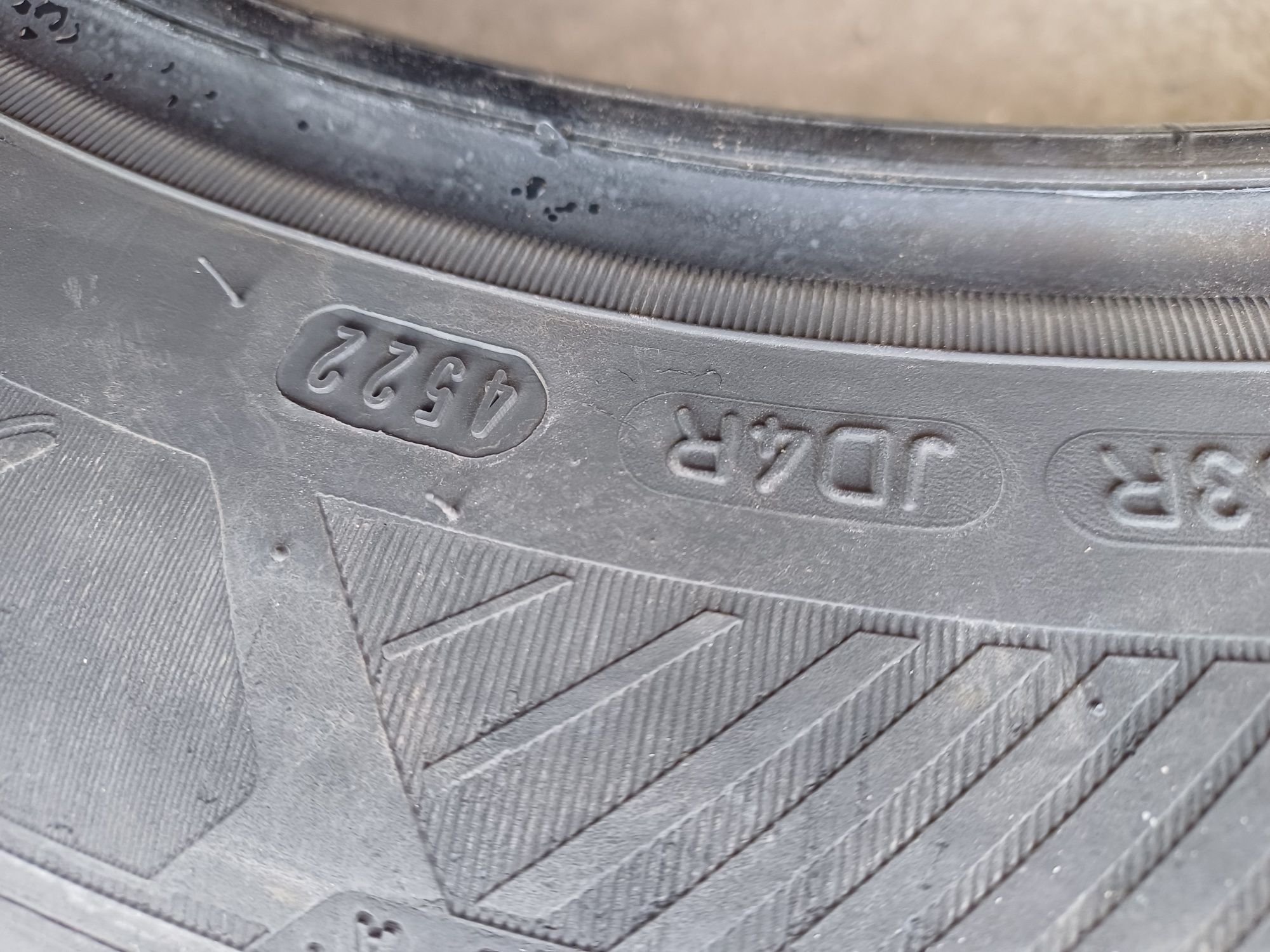 Гуми 215/55/17 Гудиар