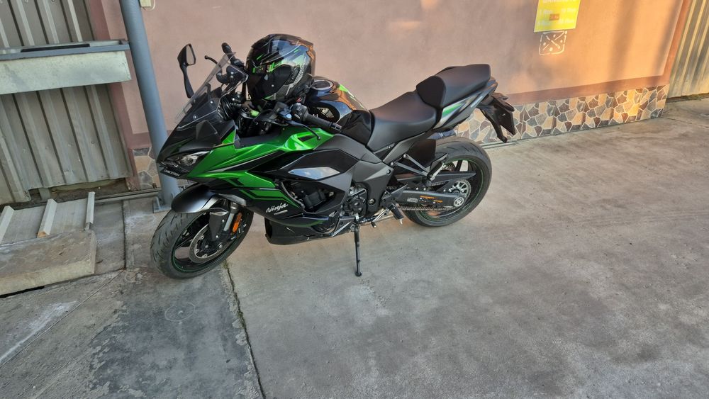 Motor kawasaki z1000sx