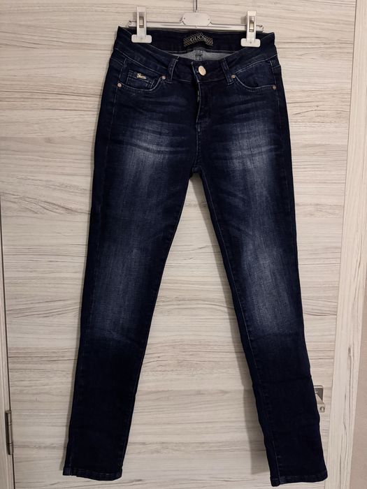 Нови дамски дънки Philipp Plein, Moschino, Dsquared, Gucci