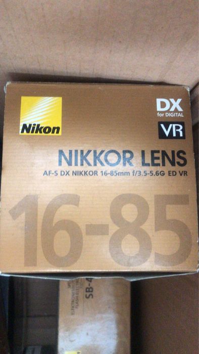 Продам объектив Nikon  16-85
