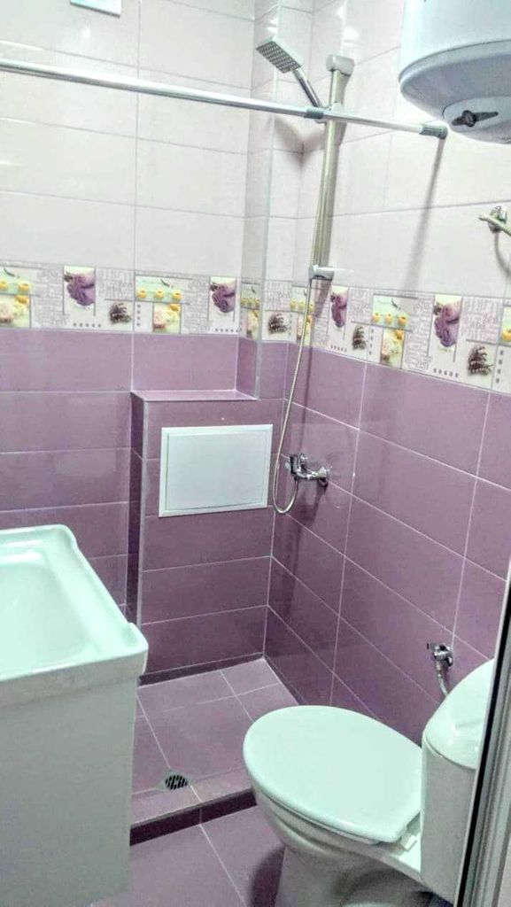 Дава се под наем Двустаен апартамент в Добрич, Център - 65 кв.м за 331.5 € - Снимка #5