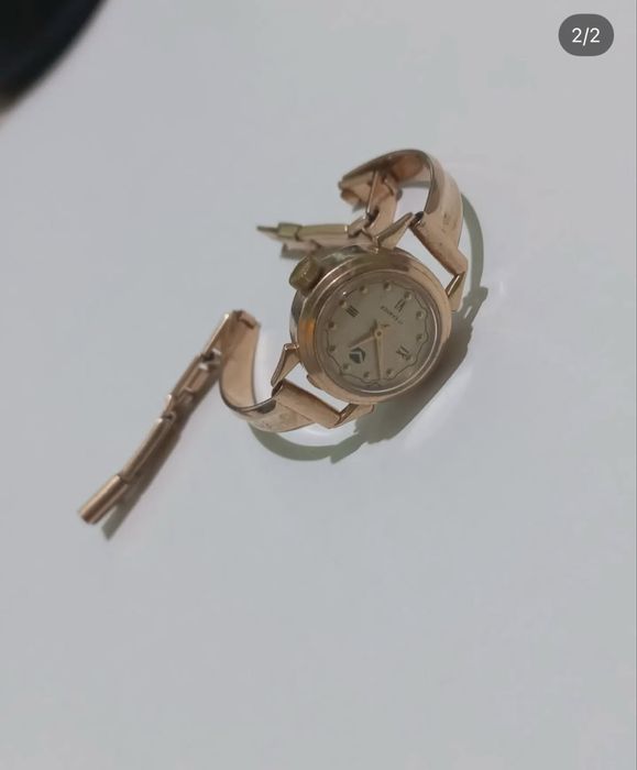 Золотые часы продам
