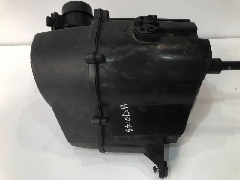 Carcasa filtru aer cu debitmetru Skoda Fabia 2 facelift (2010-2014) 1.2 tdi CFWA 6r0129607e