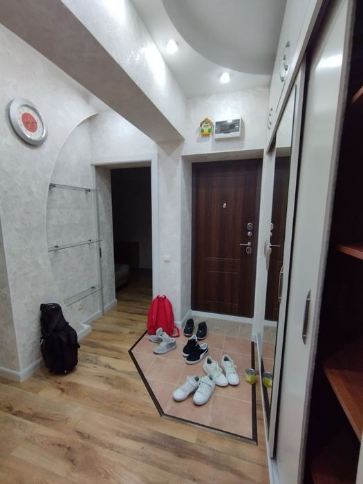 Аренда 3/3/4 Генерал Петрова, ОВИР 77-серия