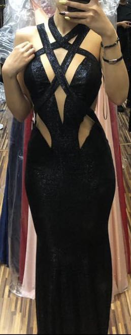 Rochie de seară elegantă tip sirenă (model deosebit)