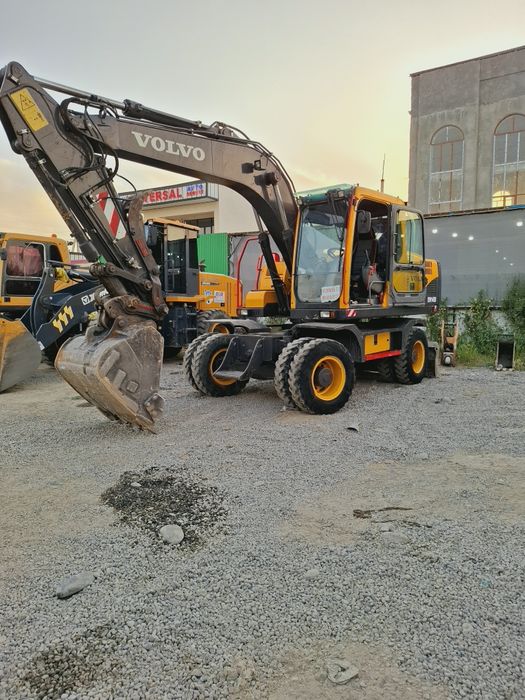 Ekskavator VOLVO 145