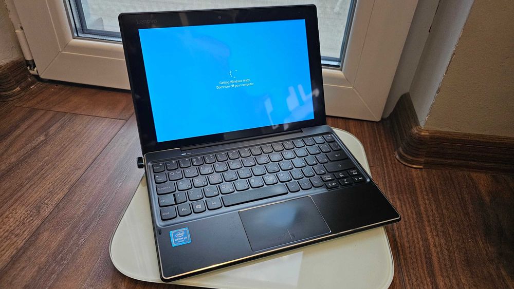 Miix 310-10ICR Таблет (ideapad) - Type 80SG, четириядрен/4GB RAM/64GB