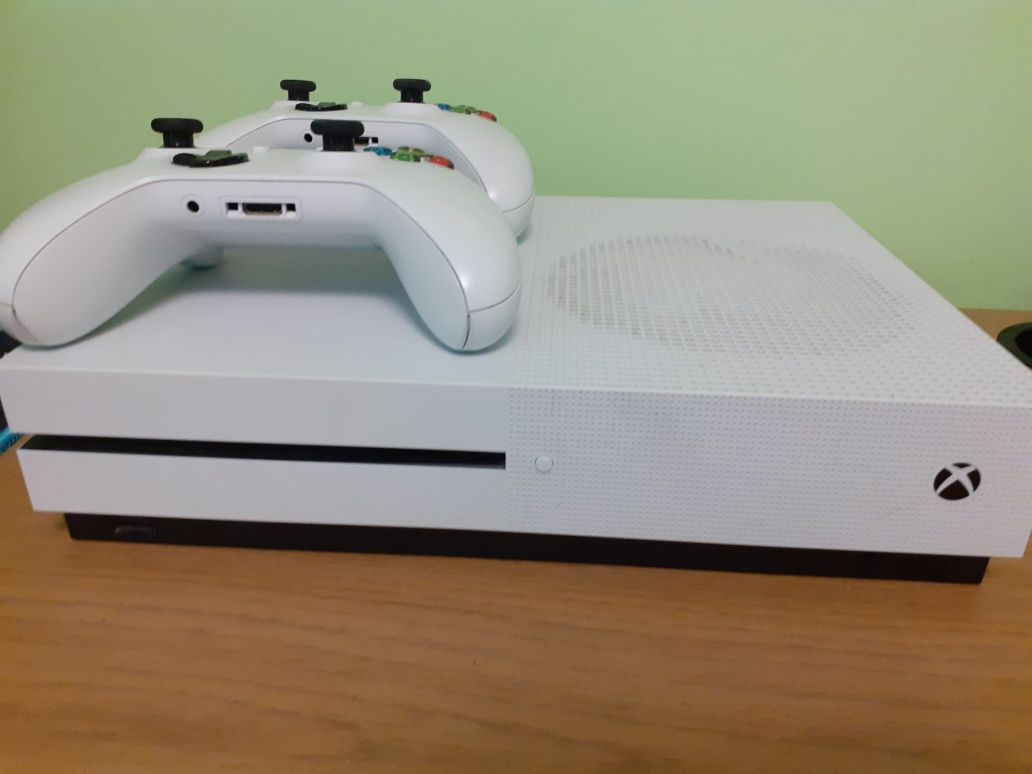 Xbox one s Microsoft