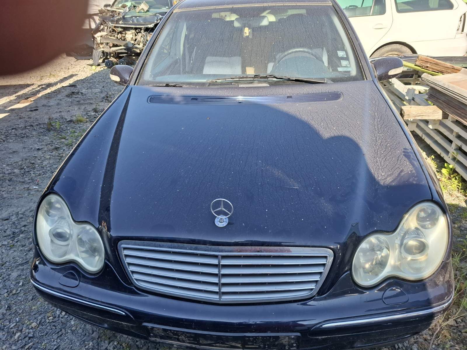 Mercedes 203 2.0 компресор 2003 година бензин
