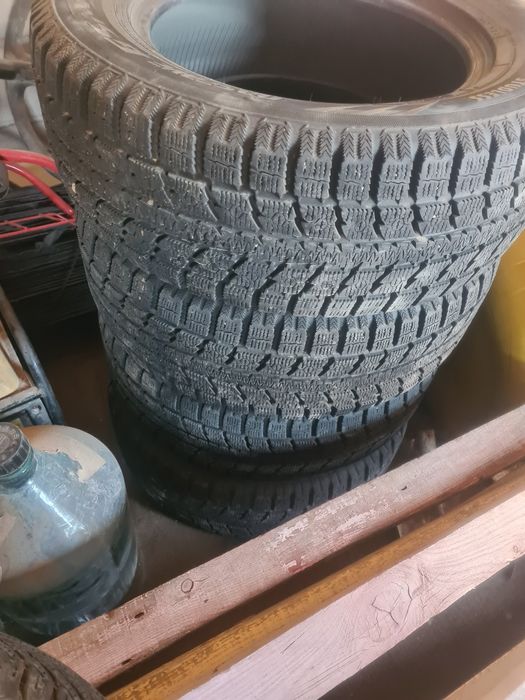 Лепучка 255/60/17 и Шипы 175/65/14