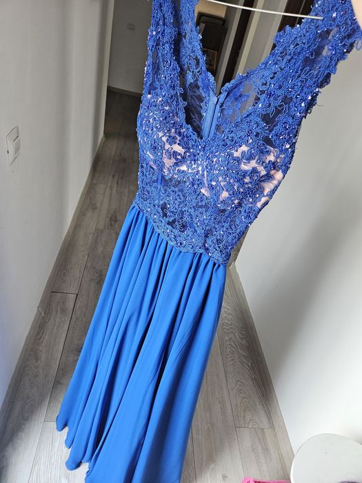 Rochie ocazie cu bust de dantela