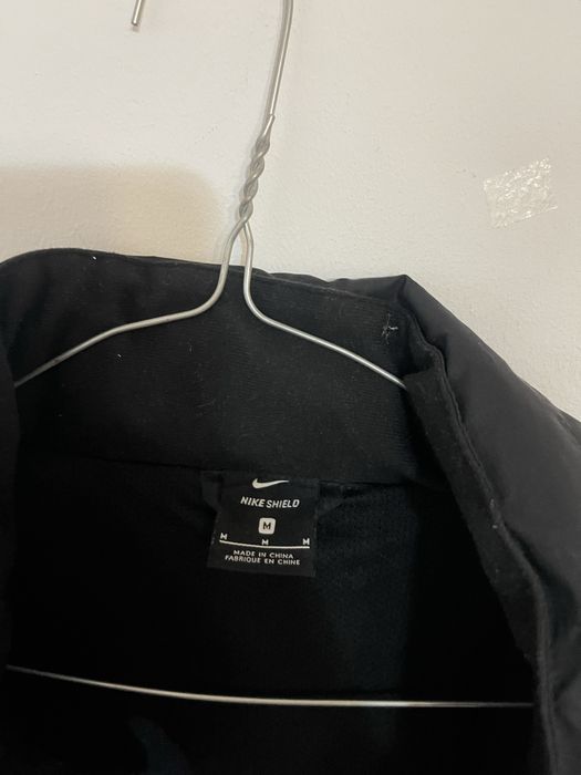 Geaca Nike Shield
