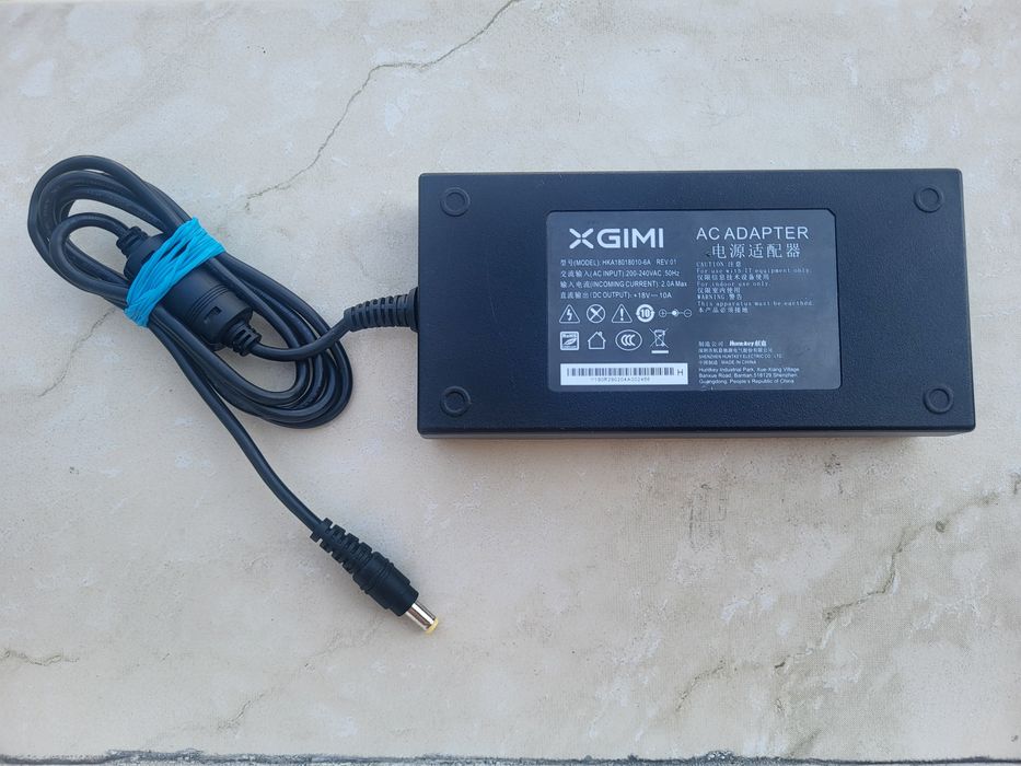 Alimentator 18V 10A 180W