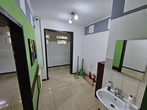 Ттз стадион локомотив 60м² 1этаж 3комнаты  в доль дороги Юр адреса
