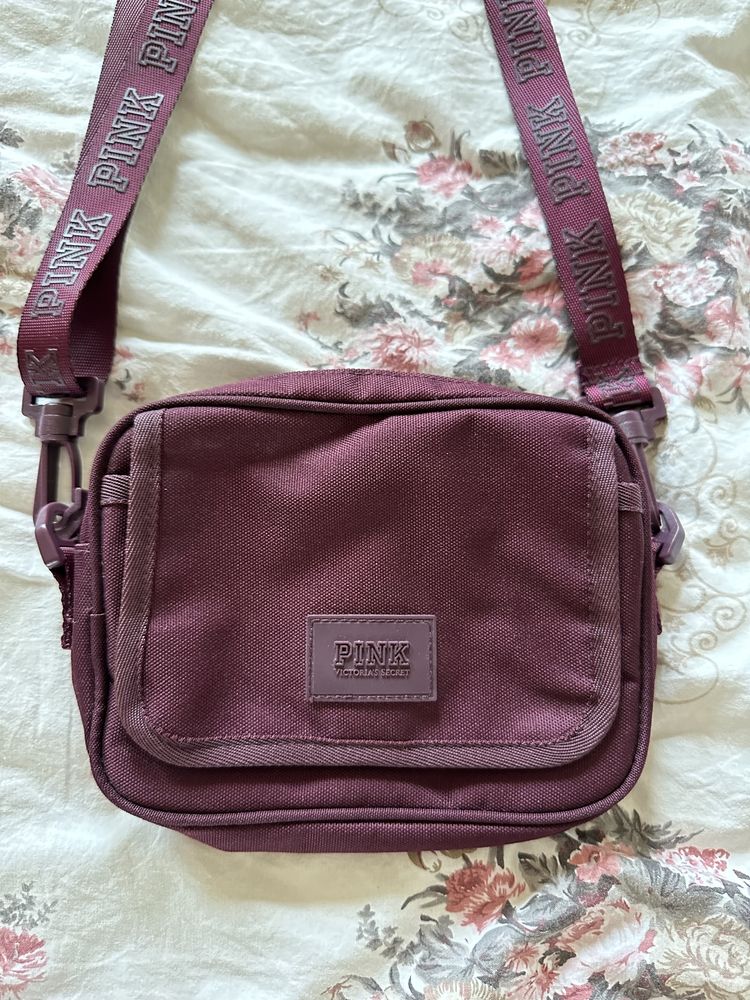 Чанта през рамо Pink Victoria’s Secret