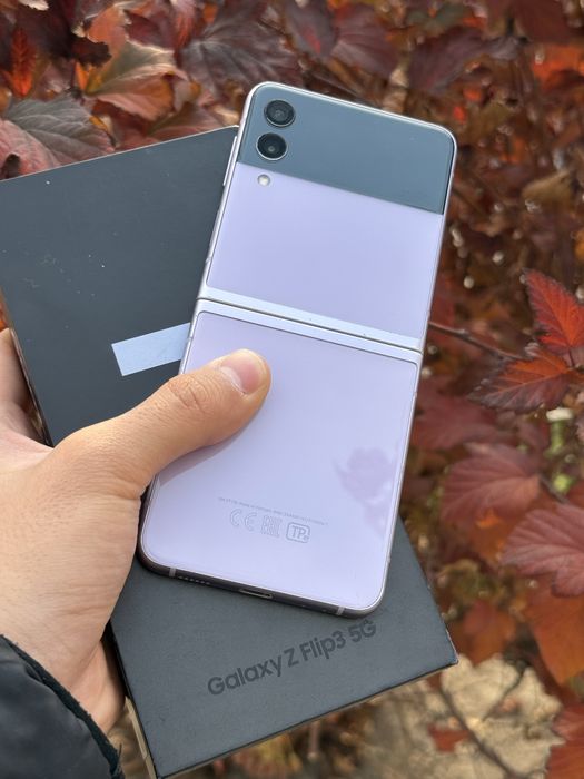 Samsung Flip 3 идеал 8/256
