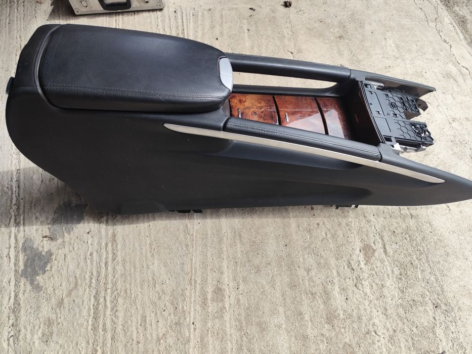 Кори и барчето с пепелника за w164