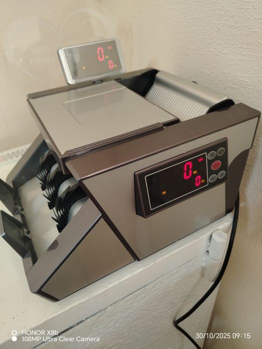 Pul sanaydigan apparat sotiladi