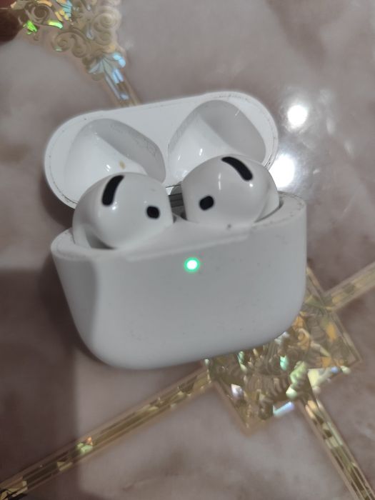 Căști iPhone 16 pro ultima generație