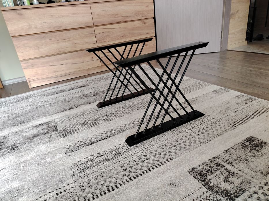 Метални крака за холна маса