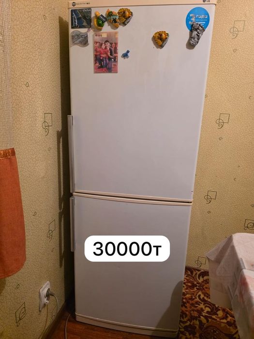 Продам бытовую технику и мебель б/у для кухни