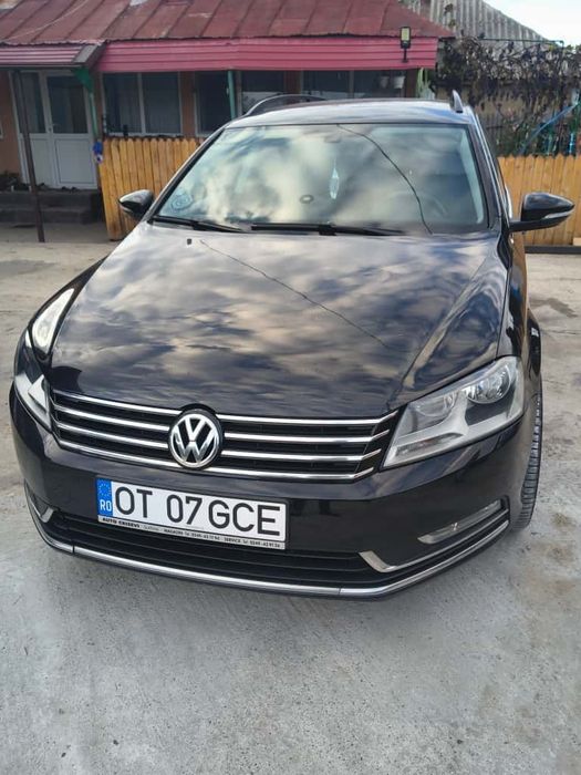 Vând passat b7 an 2011
