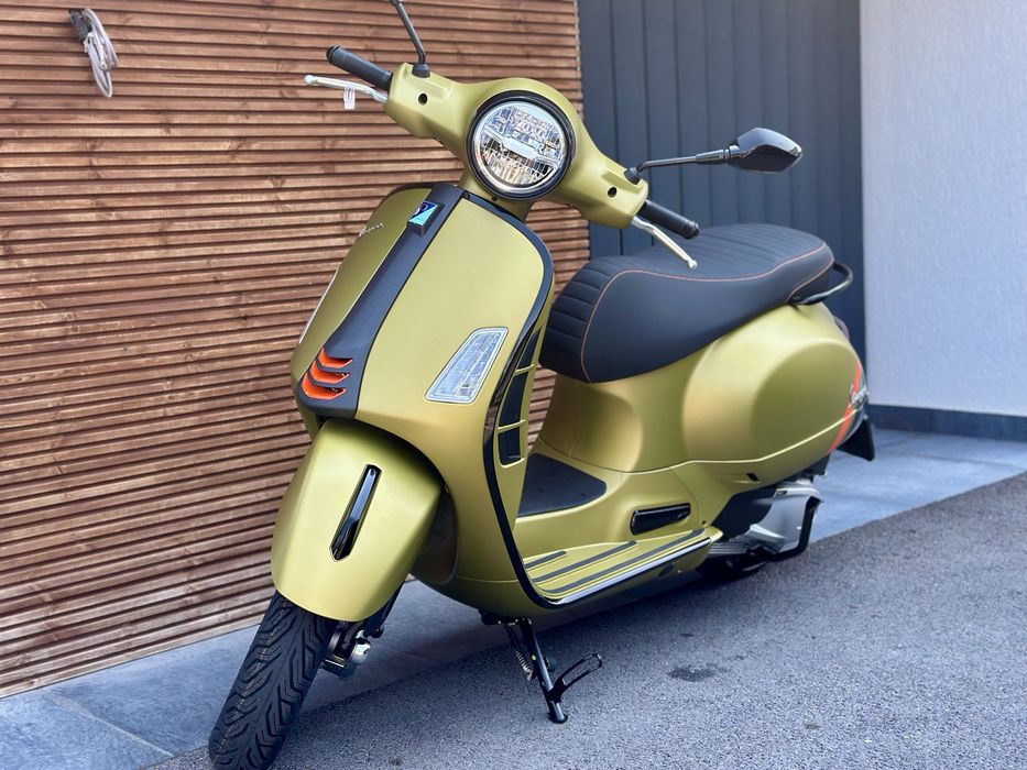 Vespa GTS 300 SuperSport 2024 - Practic Noua 240KM