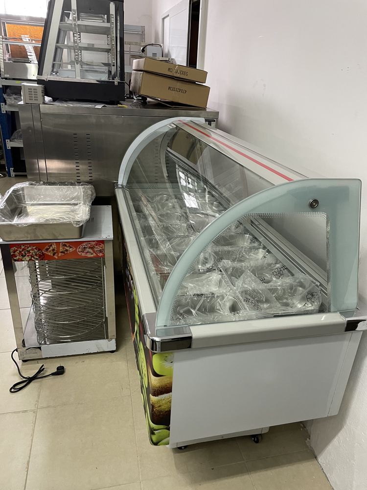 Хладилна салатна витрина 3 модела Чисто нови