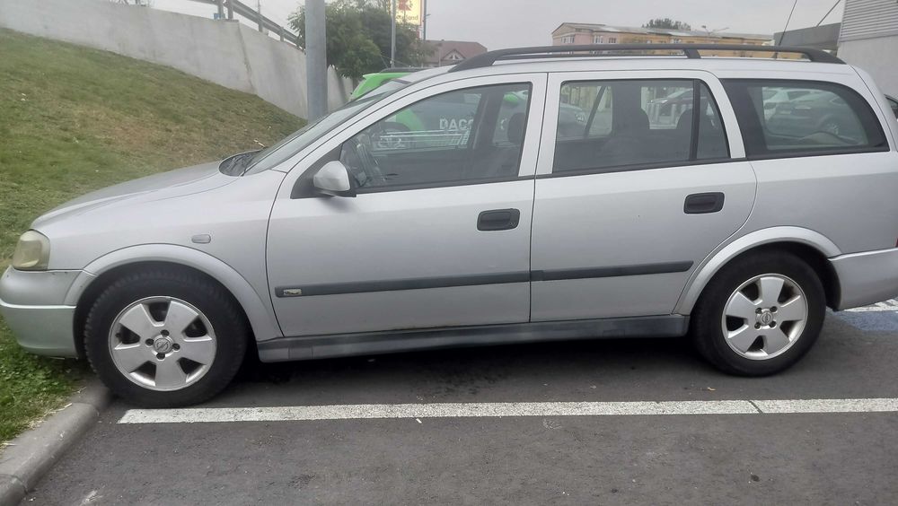 Opel Astra G 2003 1.6 Benzina 16V 101Cp Cauciucuri fata Noi!