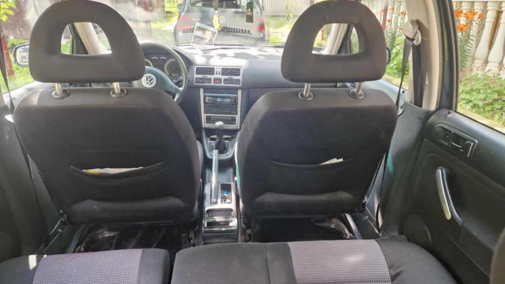 Vând bora 1.9 tdi 131 de cai
