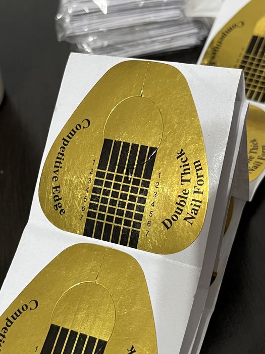 Șabloane construcție unghii cu gel