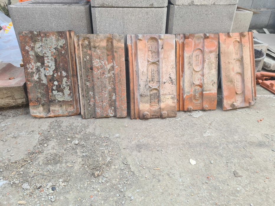 Țiglă veche de vanzare