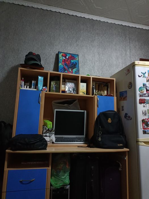 Стол даром забирайте